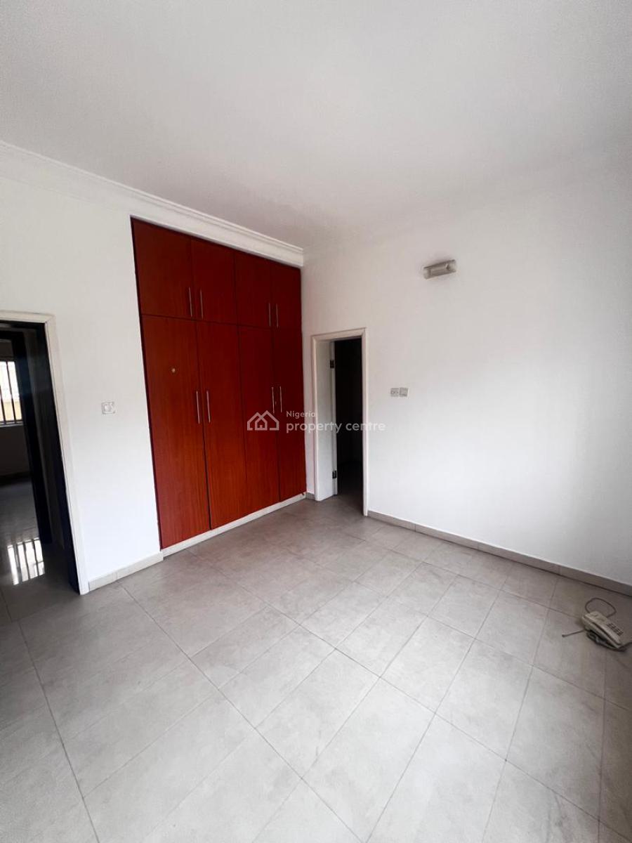Exquisite 3 Bedroom Apartment, Lekki Phase 1, Lekki, Lagos, Flat / Apartment for Rent