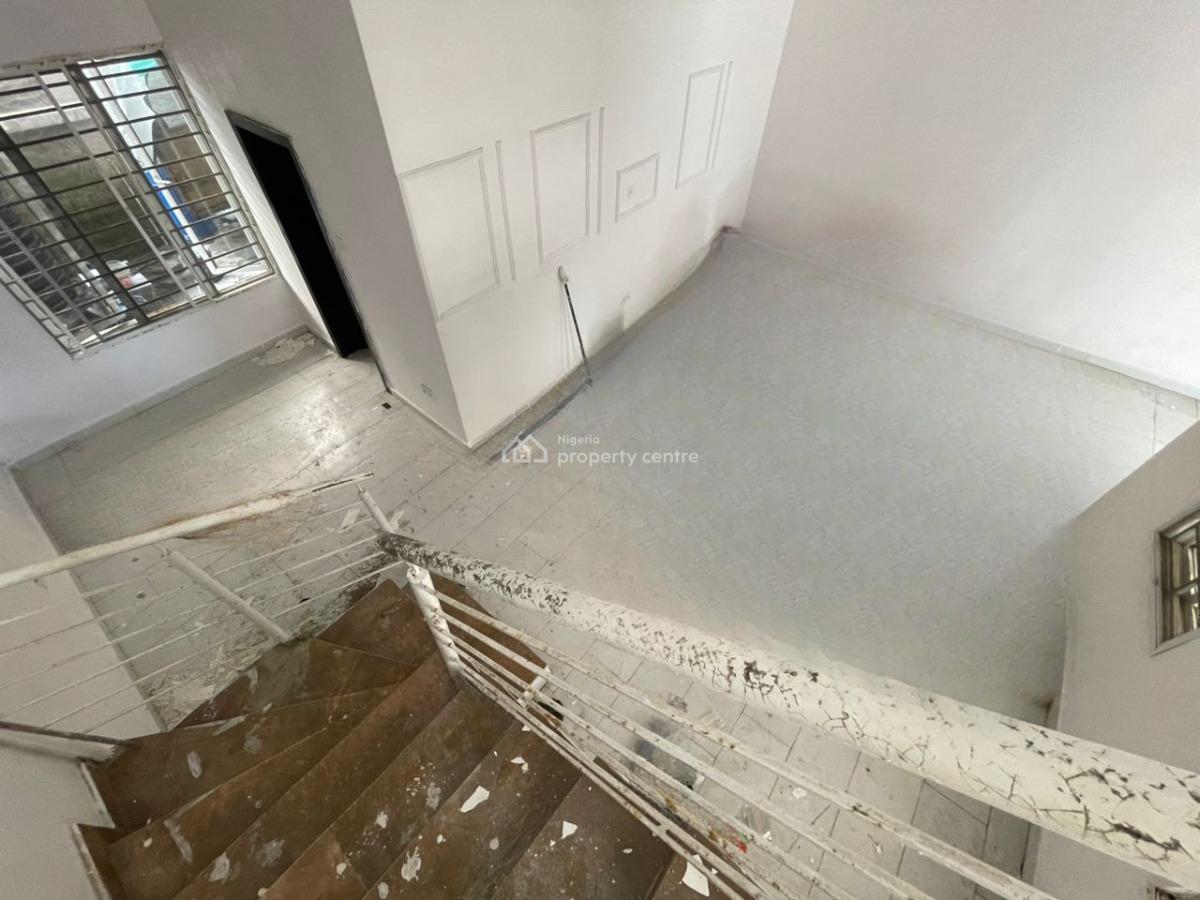 4-bedroom Luxury Penthouse with Bq, Coleman Nwafor Street, Off Orchid Road, Lekki, Lagos, Terraced Duplex for Sale