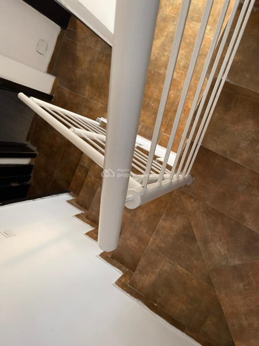 4 Bedrooms Luxury Penthouse with Bq, Coleman Nwafor Street, Off Orchid Road, Lekki, Lagos, Terraced Duplex for Sale