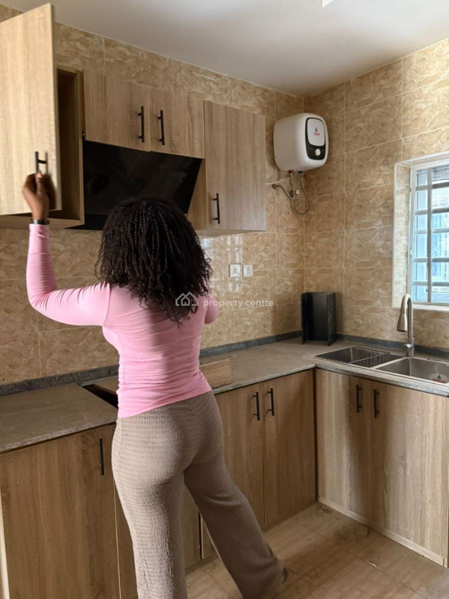 Standard Two Bedroom Apartment, Durumi, Abuja, Flat / Apartment for Sale