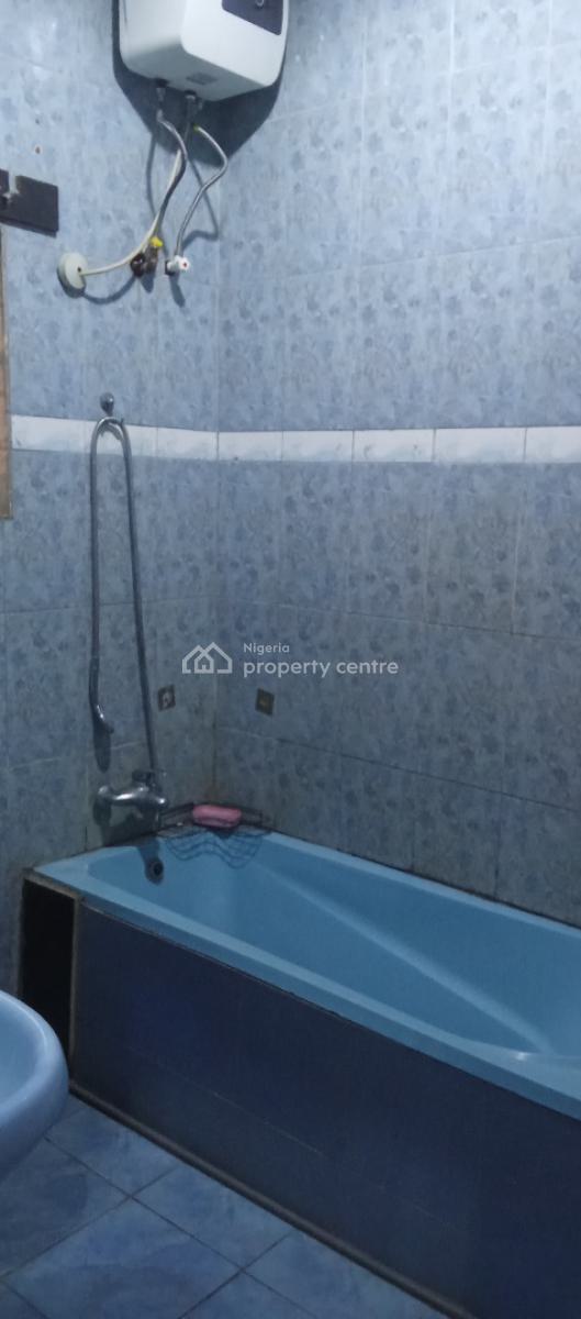 Well Finished, Spacious Self Contained with Kitchen Cabinets, Wuye, Abuja, Self Contain (single Rooms) for Rent