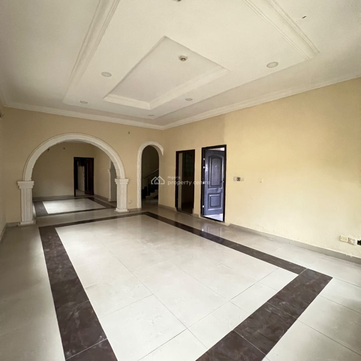 5 Bedroom Apartment, Lekki Phase 1, Lekki, Lagos, Flat / Apartment for Rent