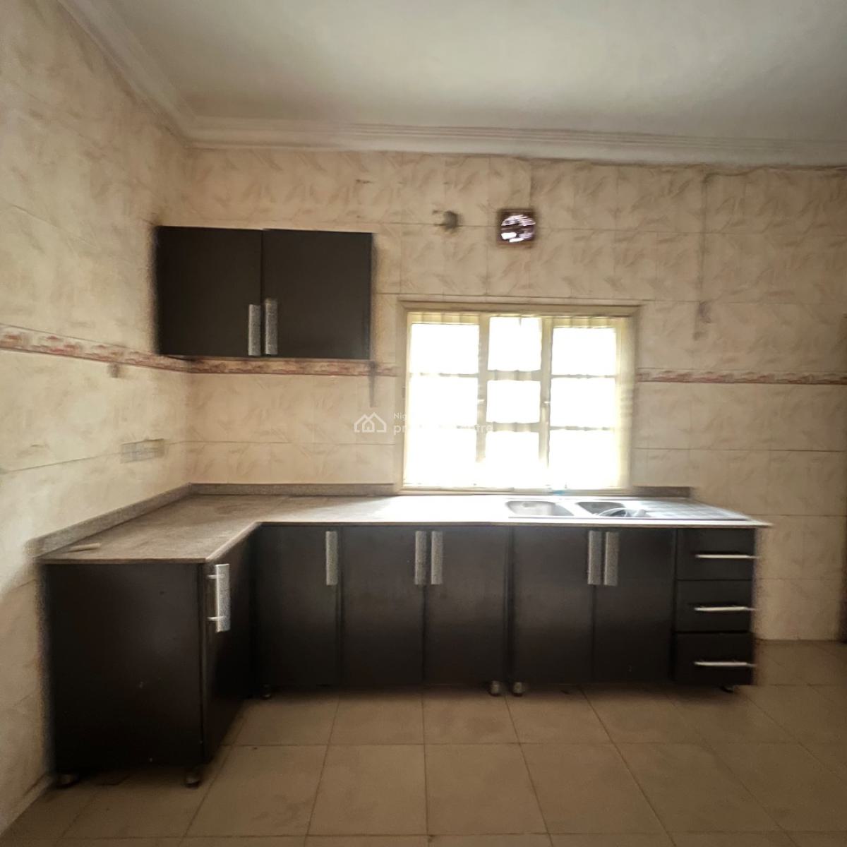 5 Bedroom Apartment, Lekki Phase 1, Lekki, Lagos, Flat / Apartment for Rent