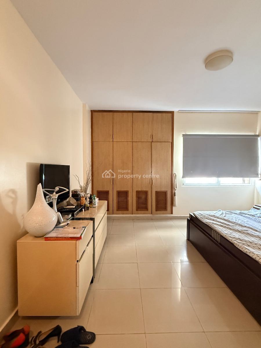 Spacious 3 Bedroom Apartment, Gerrard Road, Ikoyi, Lagos, Flat / Apartment for Sale