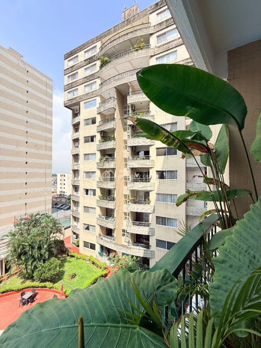 Spacious 3 Bedroom Apartment, Gerrard Road, Ikoyi, Lagos, Flat / Apartment for Sale
