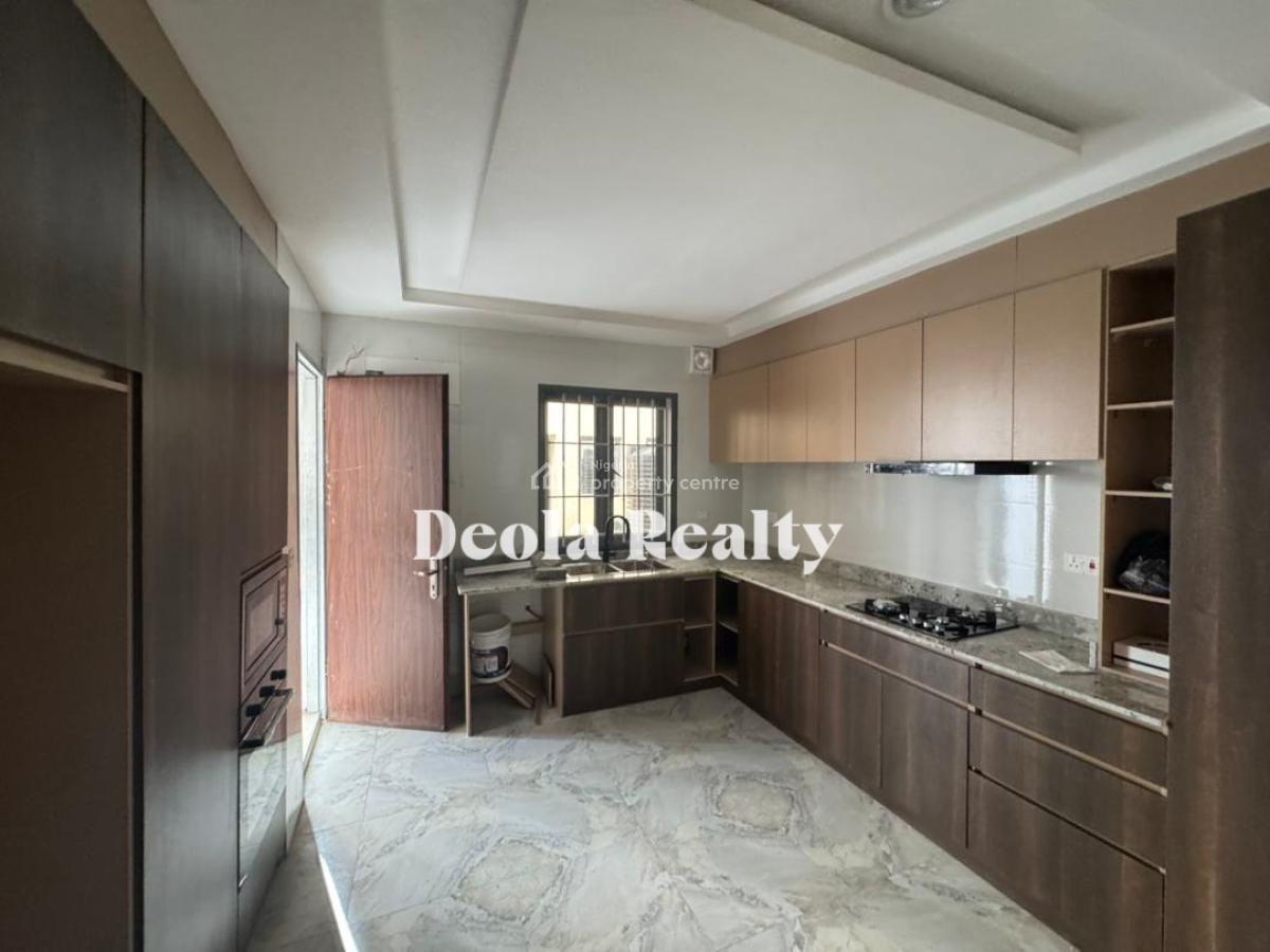 a Luxury Fully Serviced 4 Bedroom Terrace Duplex with Pool & Gym, Platinum Way, Ikate, Lekki, Lagos, Terraced Duplex for Rent