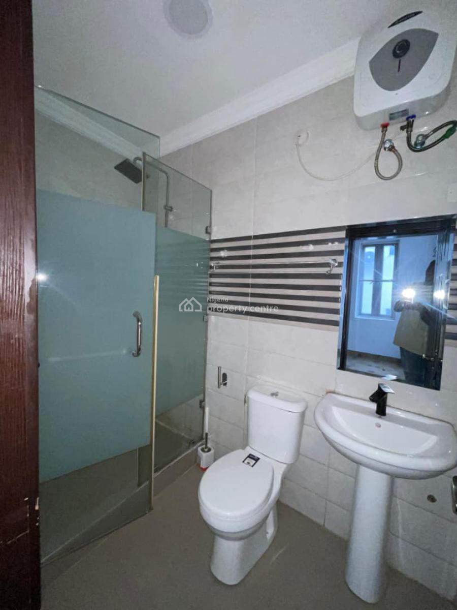 Beautifully Finished 2 Bedroom Apartment, Chevron, Lekki, Lagos, Block of Flats for Sale