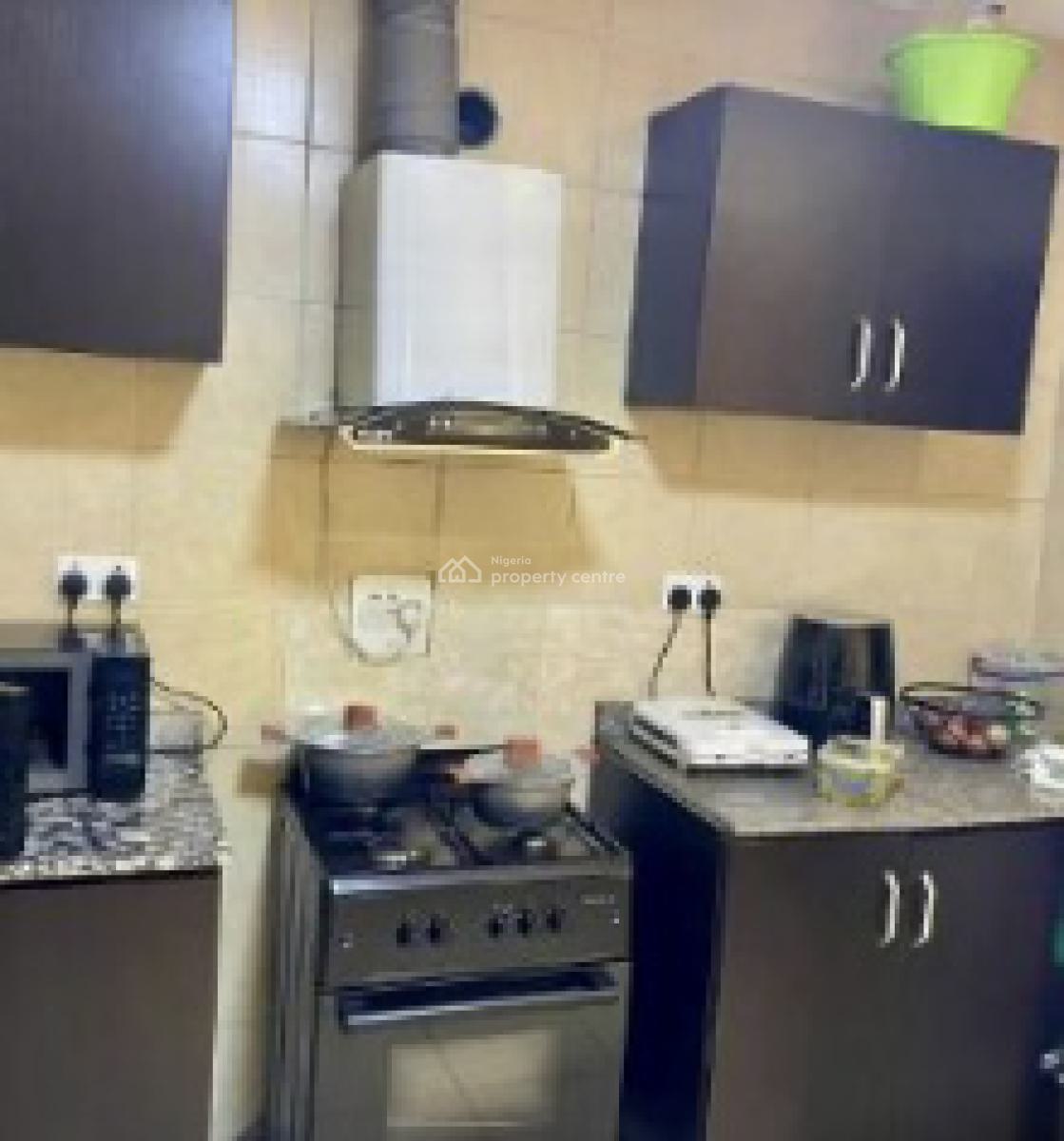 Three Bedroom Service Apartment with Excellent Facilities, Off Olabanje Olajede Street, Lekki, Lagos, Flat / Apartment for Sale