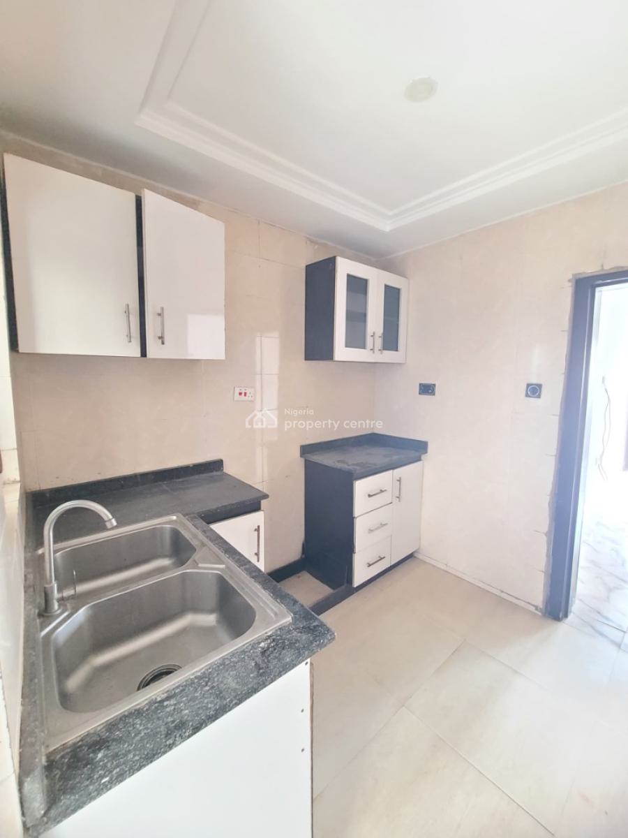 Spacious and Standard 3bedroom Flat, Marshyhill Estate, Ajah, Lagos, Flat / Apartment for Rent