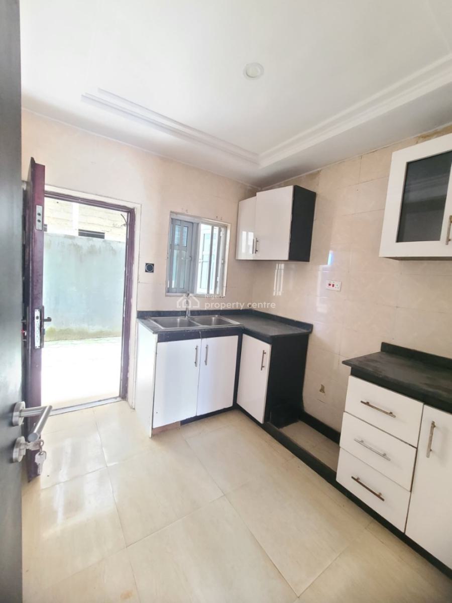 Spacious and Standard 3bedroom Flat, Marshyhill Estate, Ajah, Lagos, Flat / Apartment for Rent