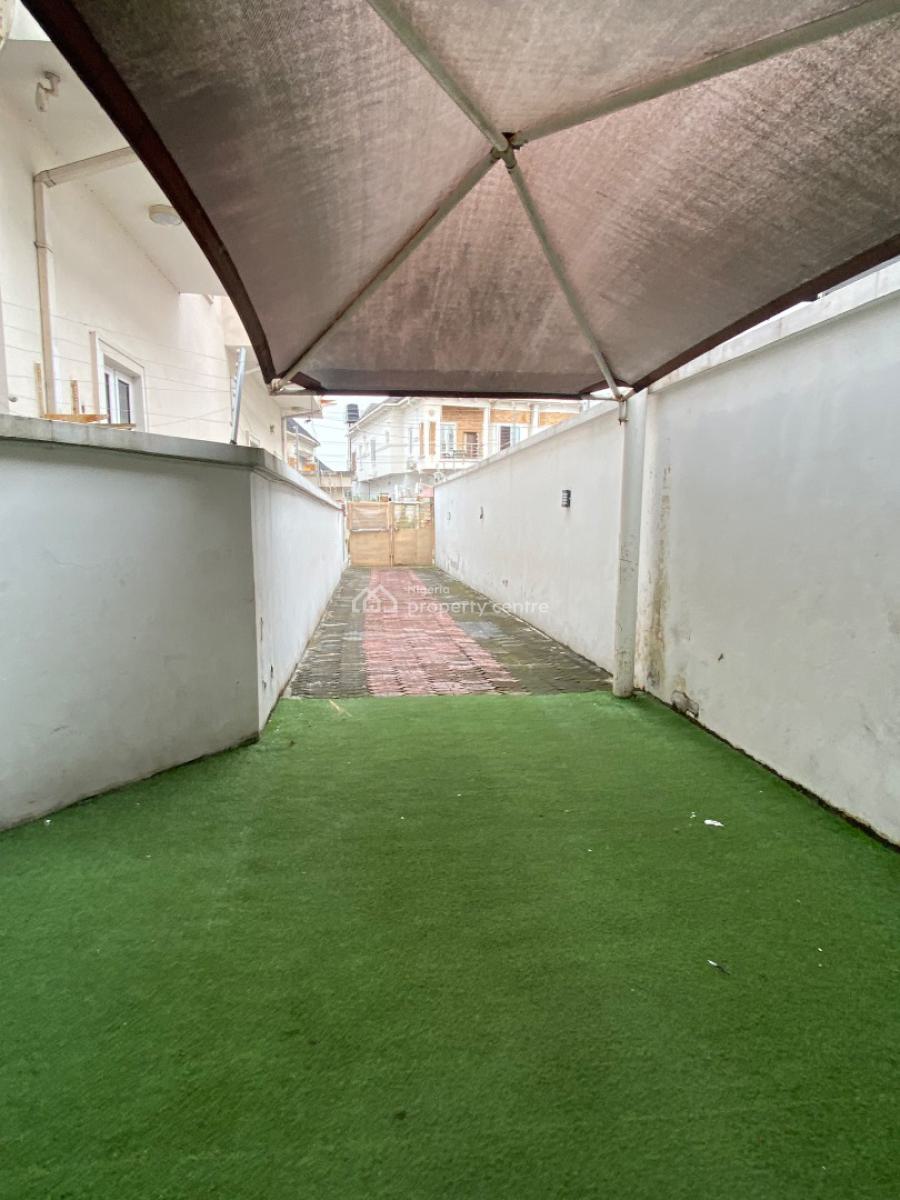 Luxury Spacious Standard 4 Bedroom Fully Detached Duplex, Chevron , in a Wel Secured Estate with Good Road, Lekki, Lagos, Detached Duplex for Rent