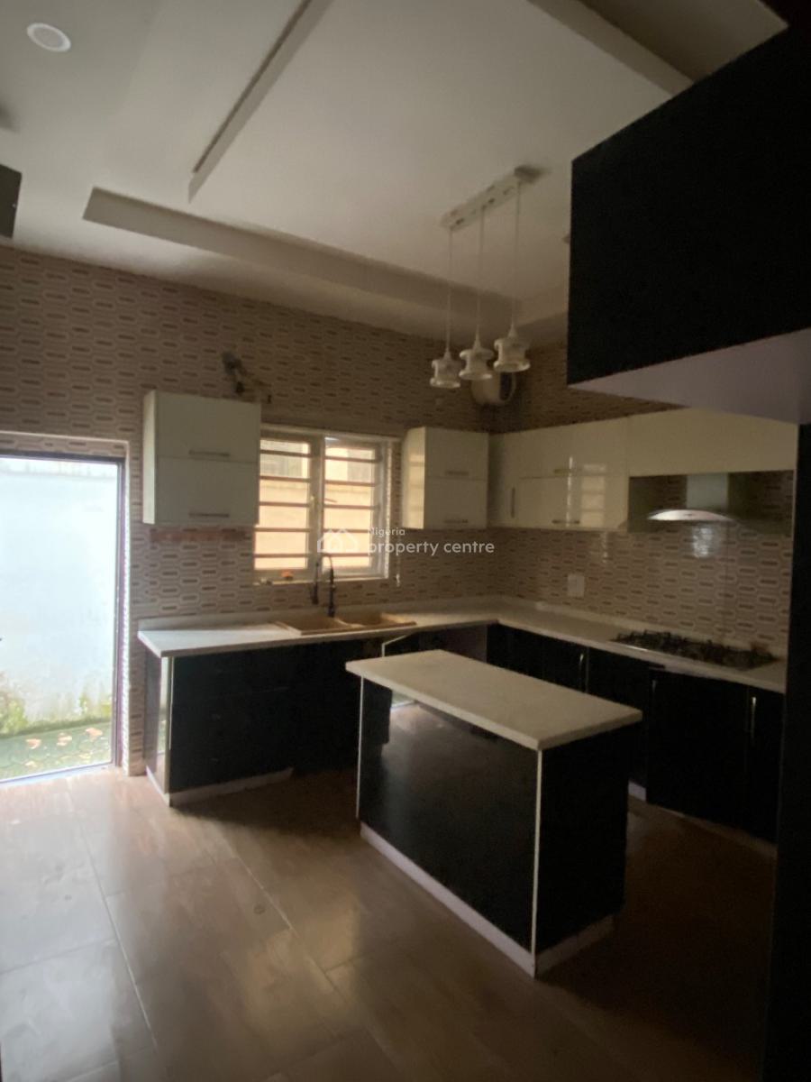 Luxury Spacious Standard 4 Bedroom Fully Detached Duplex, Chevron , in a Wel Secured Estate with Good Road, Lekki, Lagos, Detached Duplex for Rent