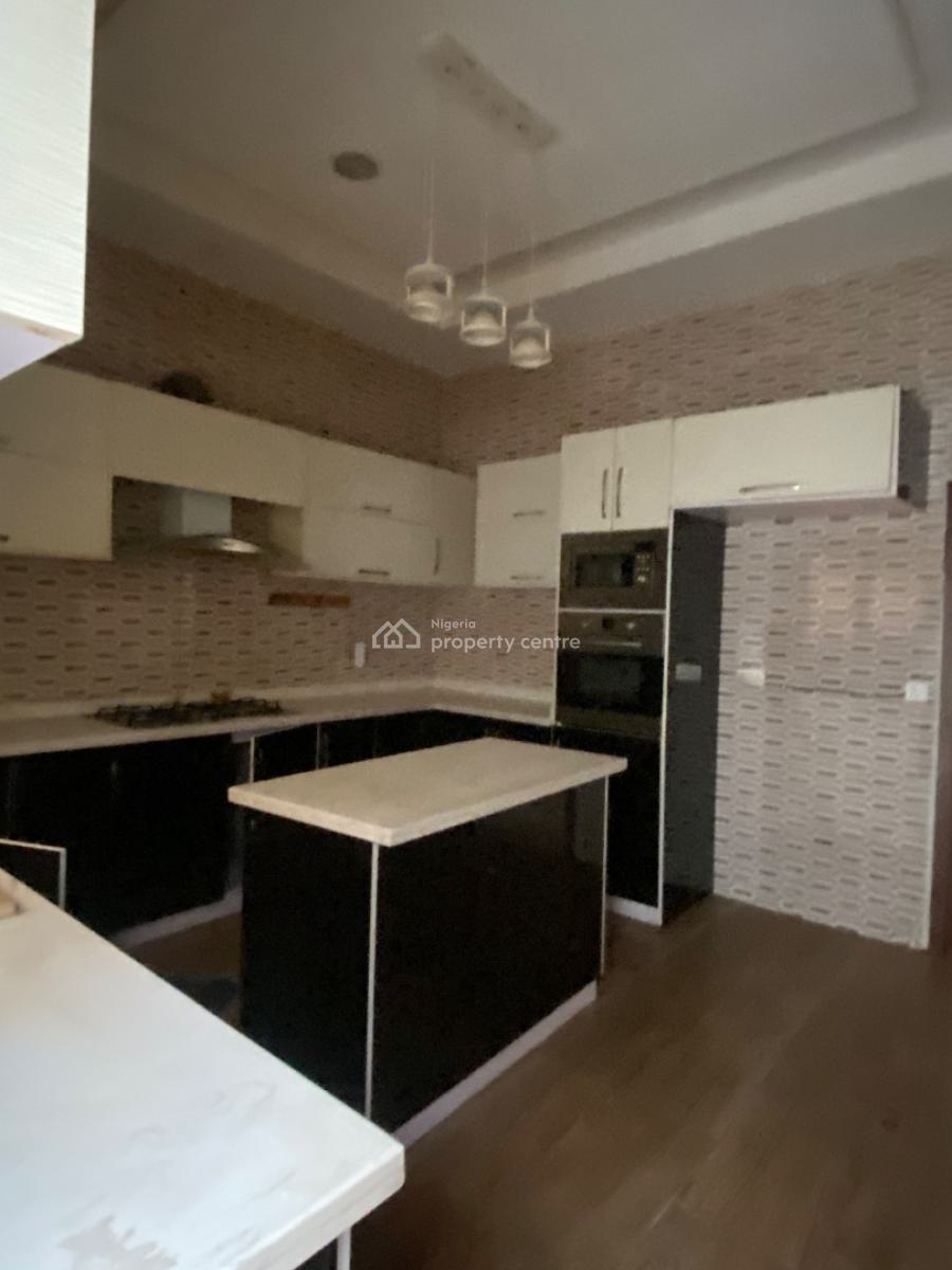 Luxury Spacious Standard 4 Bedroom Fully Detached Duplex, Chevron , in a Wel Secured Estate with Good Road, Lekki, Lagos, Detached Duplex for Rent