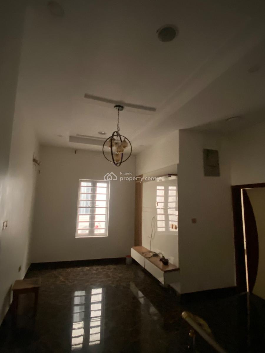 Luxury Spacious Standard 4 Bedroom Fully Detached Duplex, Chevron , in a Wel Secured Estate with Good Road, Lekki, Lagos, Detached Duplex for Rent