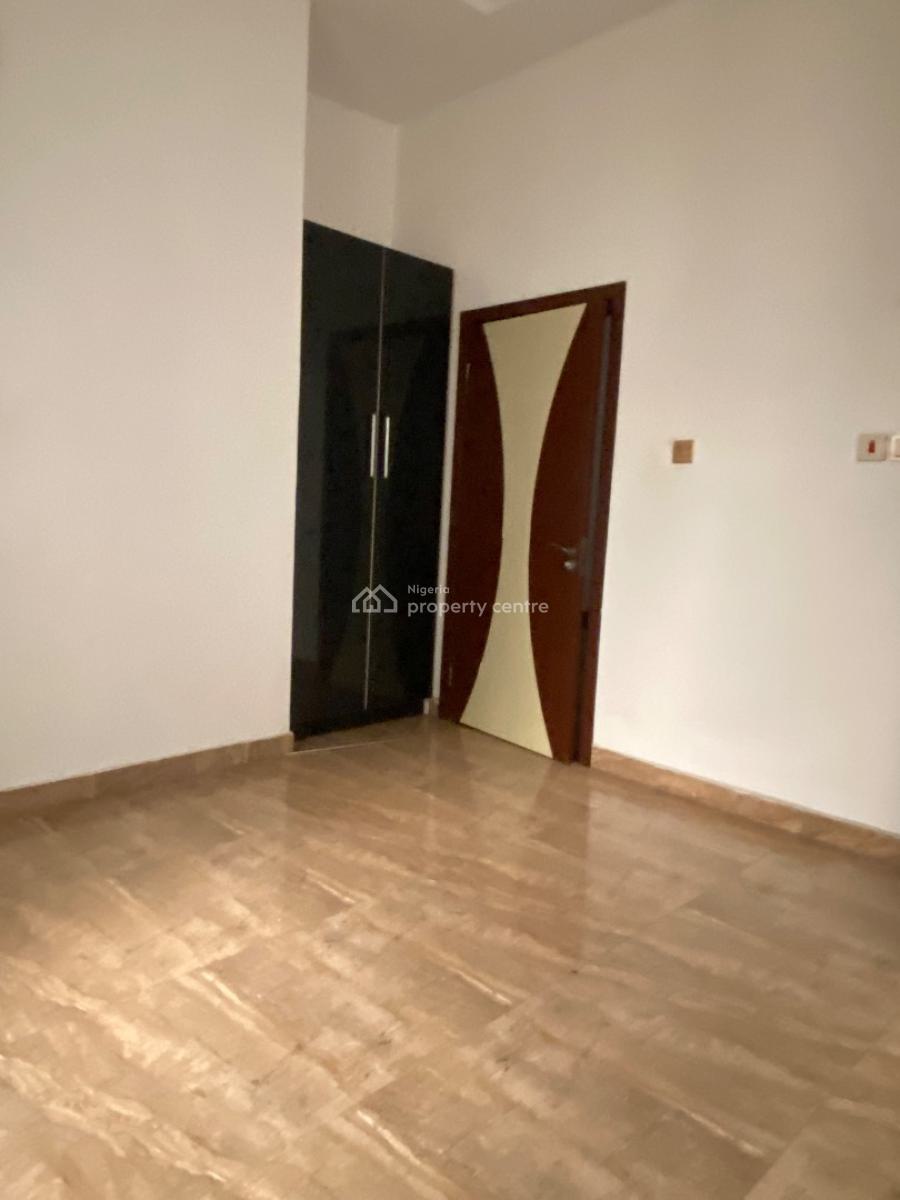 Luxury Spacious Standard 4 Bedroom Fully Detached Duplex, Chevron , in a Wel Secured Estate with Good Road, Lekki, Lagos, Detached Duplex for Rent