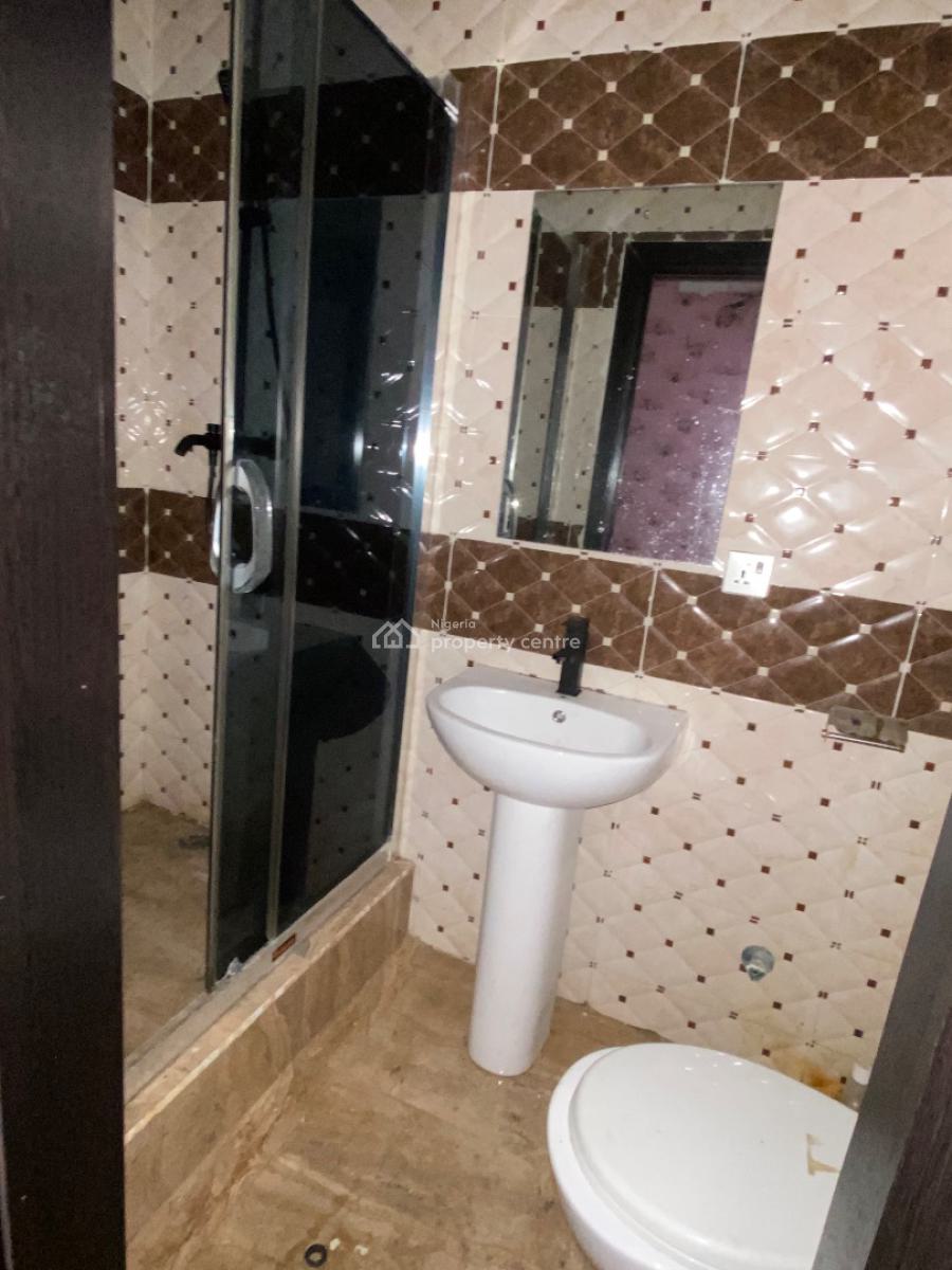 Luxury Spacious Standard 4 Bedroom Fully Detached Duplex, Chevron , in a Wel Secured Estate with Good Road, Lekki, Lagos, Detached Duplex for Rent