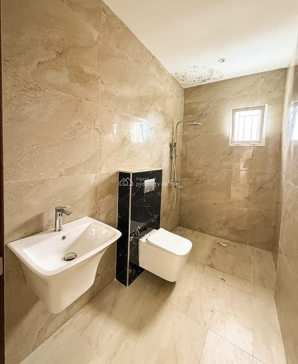 Luxury 2 Bedroom Apartment with Bq, Victoria Island (vi), Lagos, Block of Flats for Sale