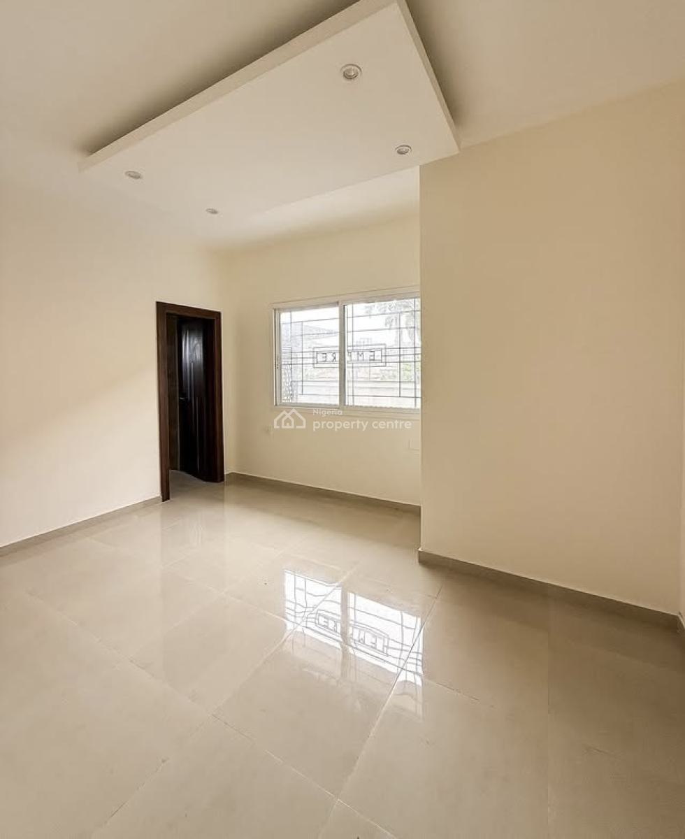 Luxury 2 Bedroom Apartment with Bq, Victoria Island (vi), Lagos, Block of Flats for Sale