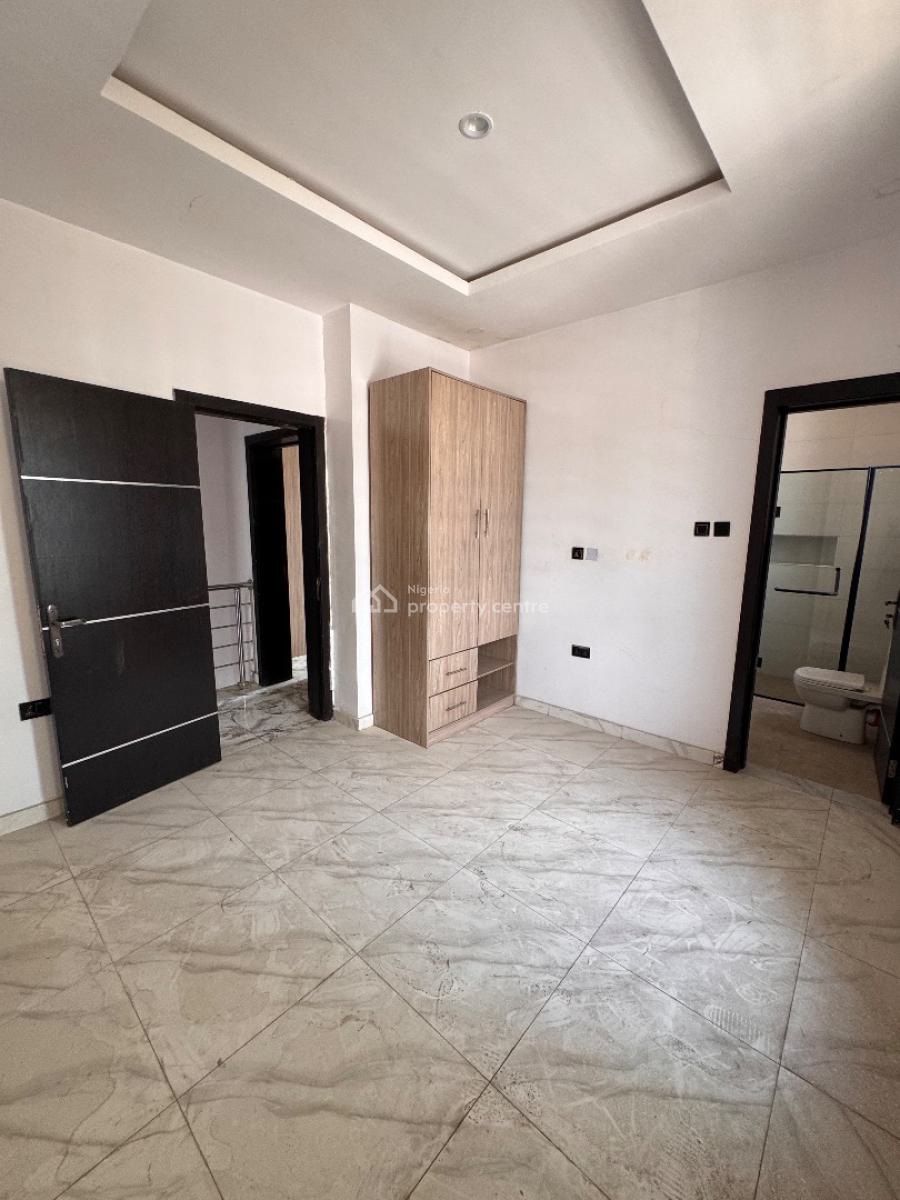 Beautiful 4bedroom Terrace Duplex with Bq, Osapa London, Osapa, Lekki, Lagos, Terraced Duplex for Sale