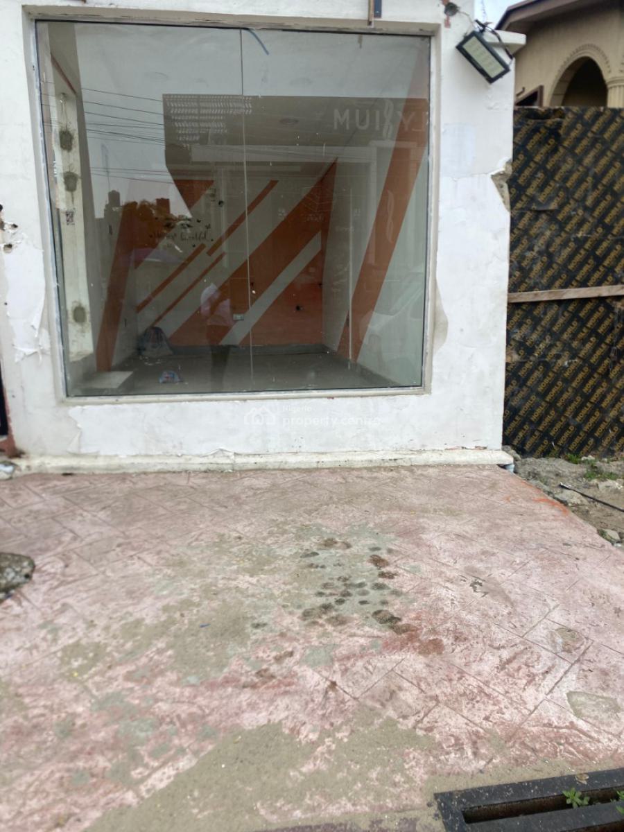 Strategic Located Office Space Facing The Road, Off Admiralty Way, Lekki Phase 1, Lekki, Lagos, Office Space for Rent