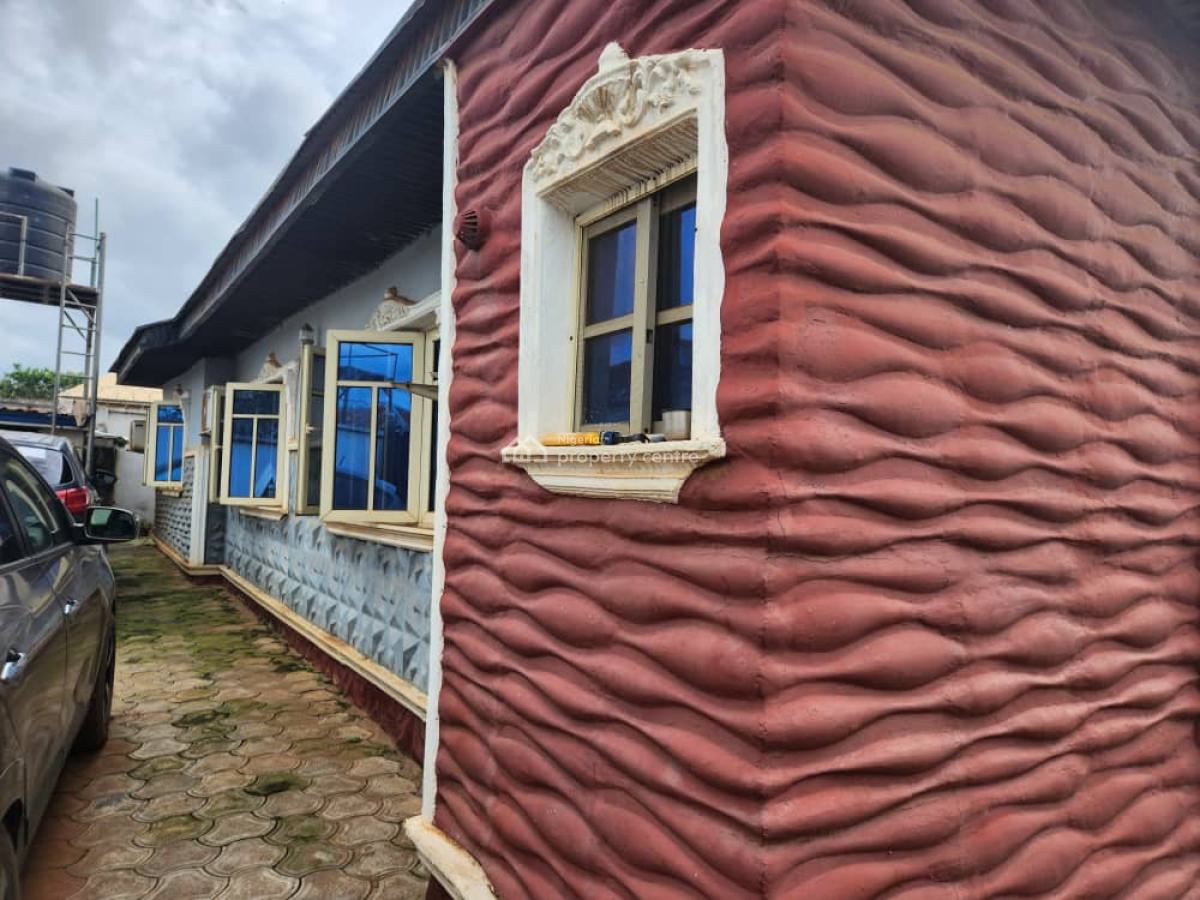 Distress Relatively New Built of 3 Bedrooms Bungalow, Owode Estate, Apata Ibadan, Apata, Ibadan, Oyo, Detached Bungalow for Sale