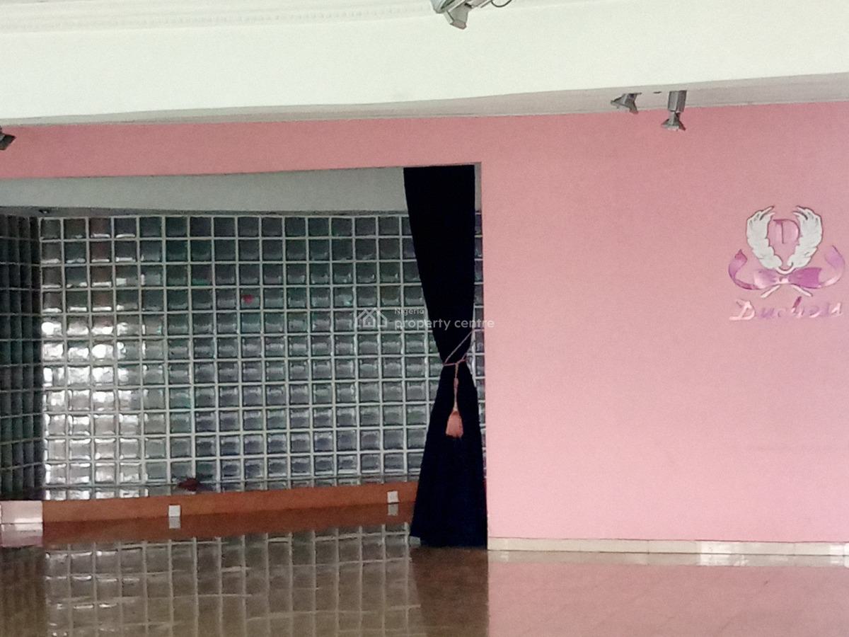 300sqm Office Space, Opebi, Ikeja, Lagos, Office Space for Rent