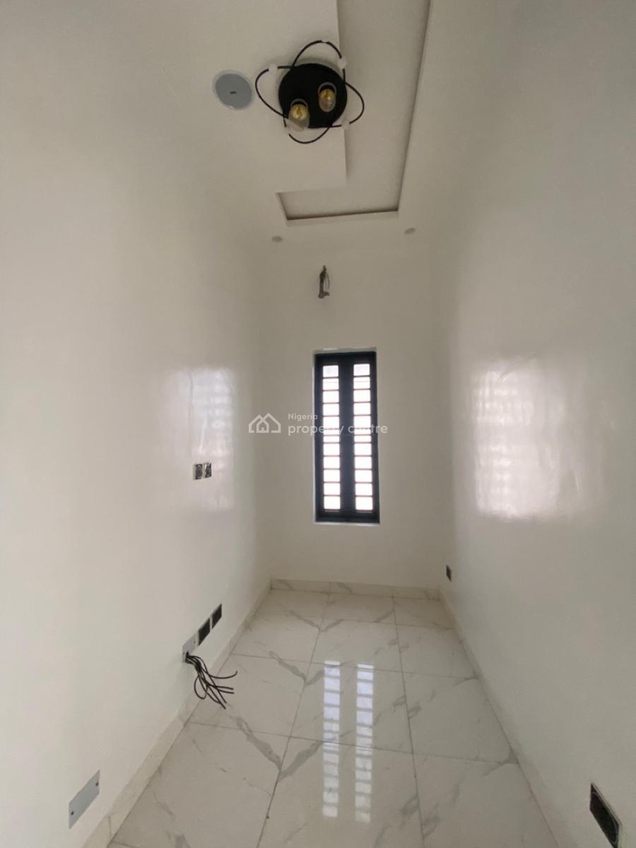 4 Bedroom Semi Detached Duplex with Bq, Gra, Ikota, Lekki, Lagos, Semi-detached Duplex for Rent