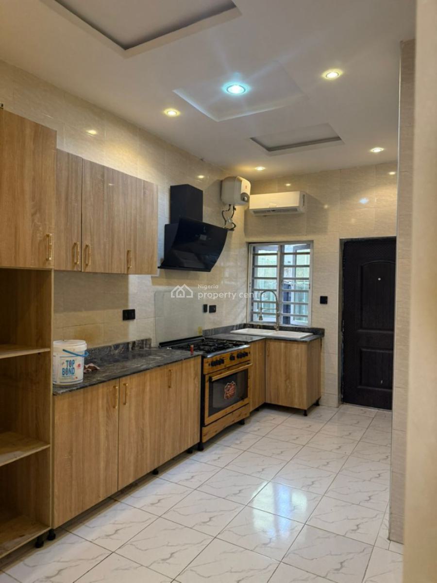 Standard 3 Bedroom Maisonette, Ikate, Ikate, Lekki, Lagos, Flat / Apartment for Rent