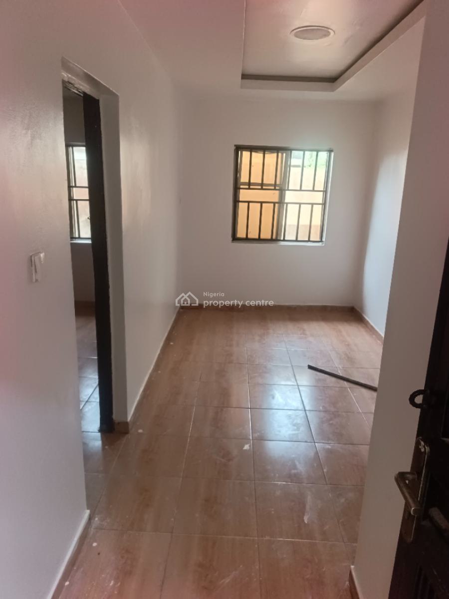 Well Maintained Room and Parlor, Ilasan, Ikate, Lekki, Lagos, Mini Flat (room and Parlour) for Rent