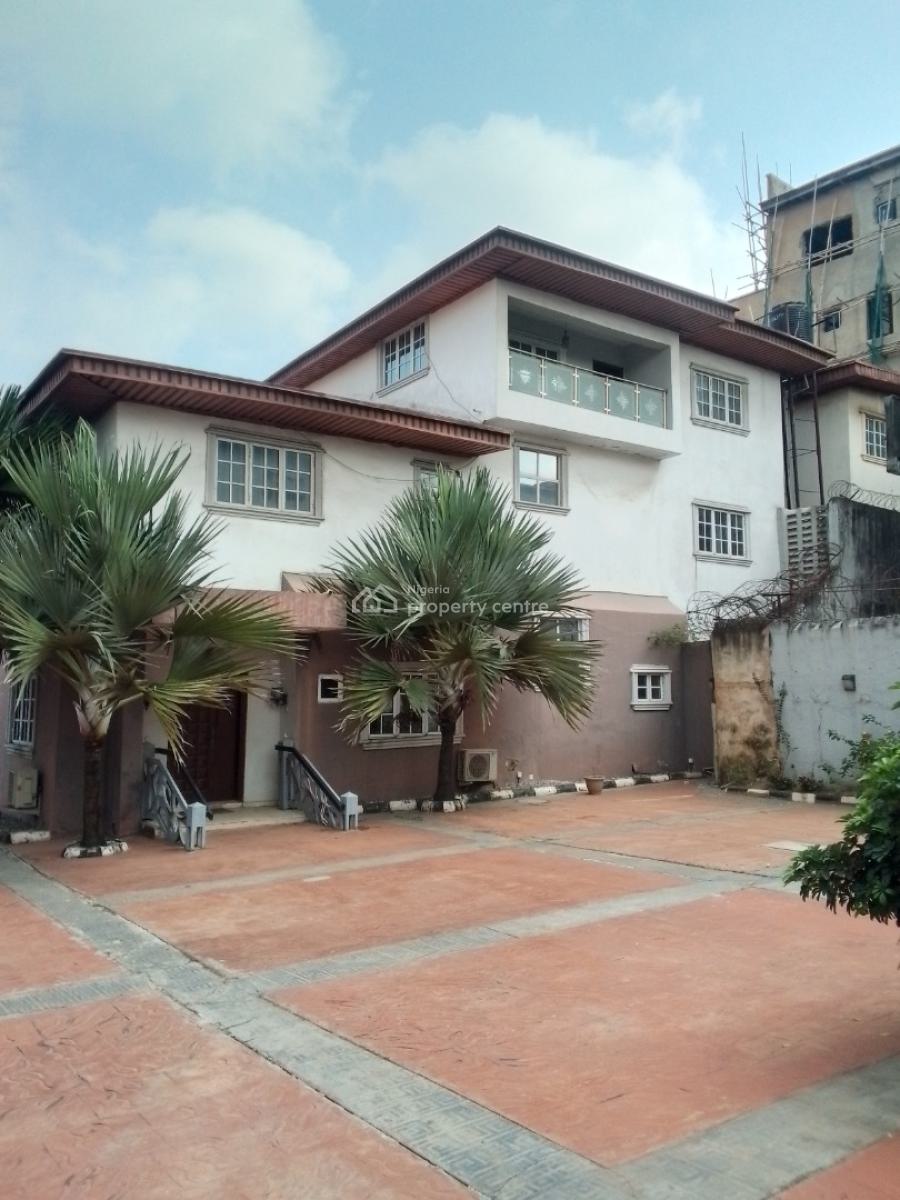 a Detached House Sitting on 700sqm, Anthony, Maryland, Lagos, Detached Duplex for Sale