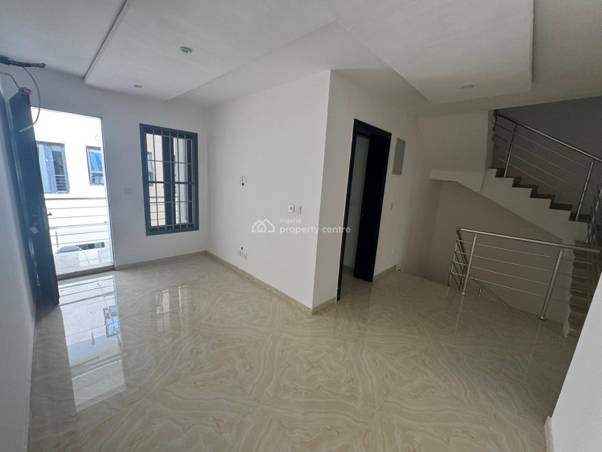 Beautiful Brand New 4 Bedroom House in Ikate, Off Platinum Way By Jakande First Gate Bus Stop, Lekki Phase 1, Lekki, Lagos, Semi-detached Duplex for Rent