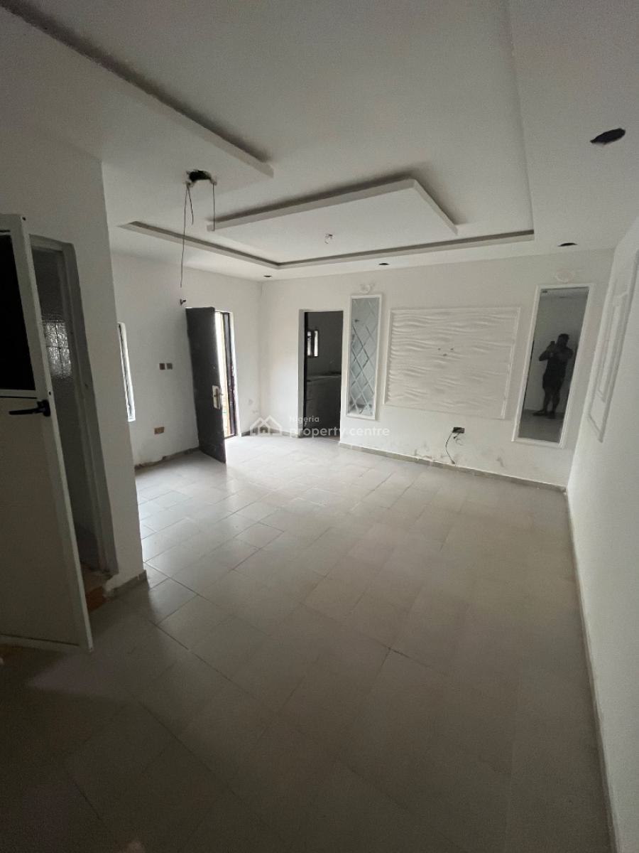 Self Contain, Off Admiralty Road, Lekki Phase 1, Lekki, Lagos, Self Contain (single Rooms) for Rent