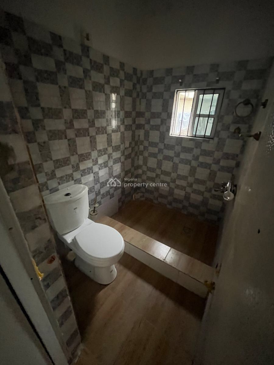 Self Contain, Off Admiralty Road, Lekki Phase 1, Lekki, Lagos, Self Contain (single Rooms) for Rent