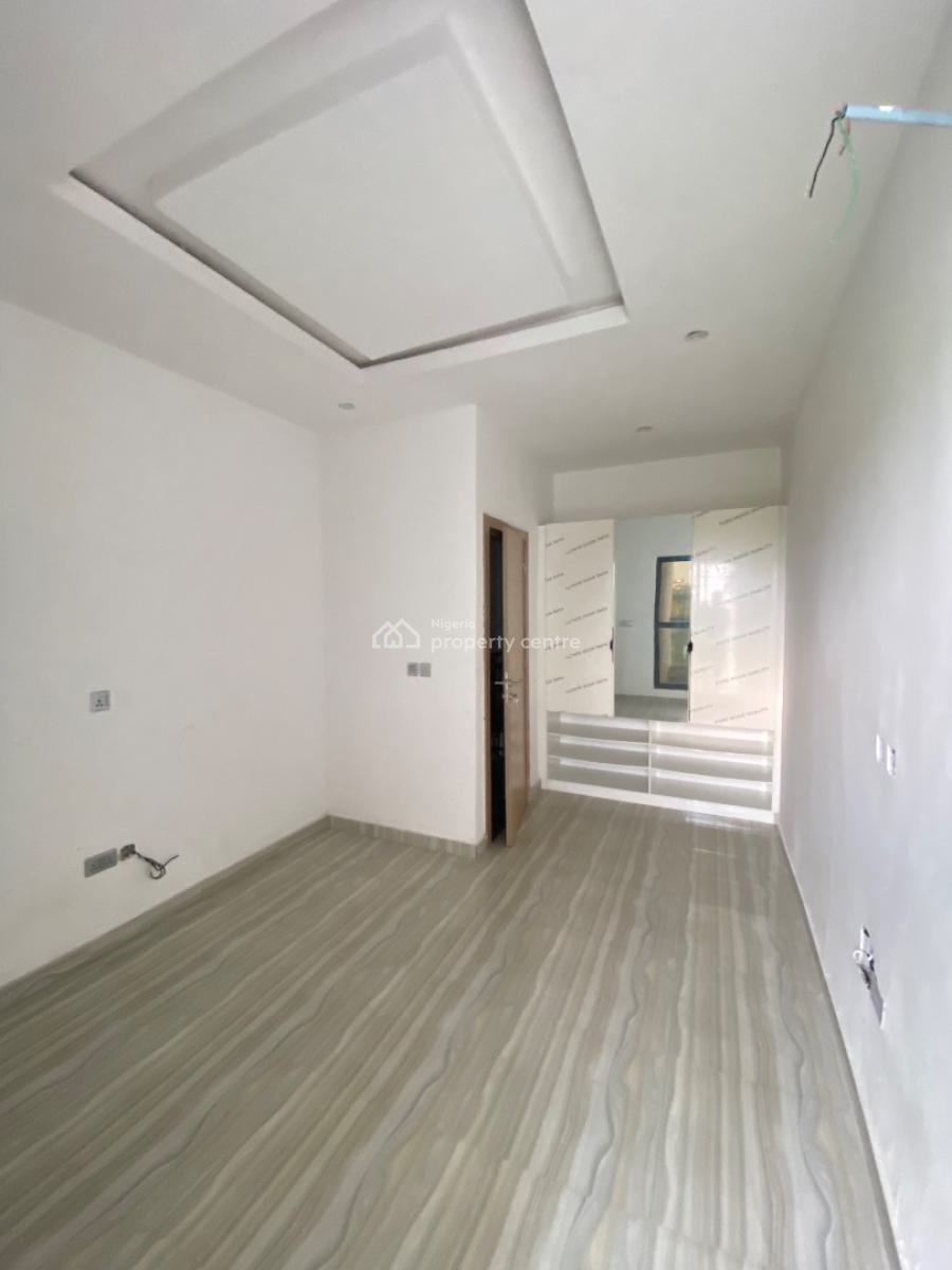 Well Fitted 4 Bed Terrace Duplex with 1bq, Chevron, Lekki, Lagos, Terraced Duplex for Sale