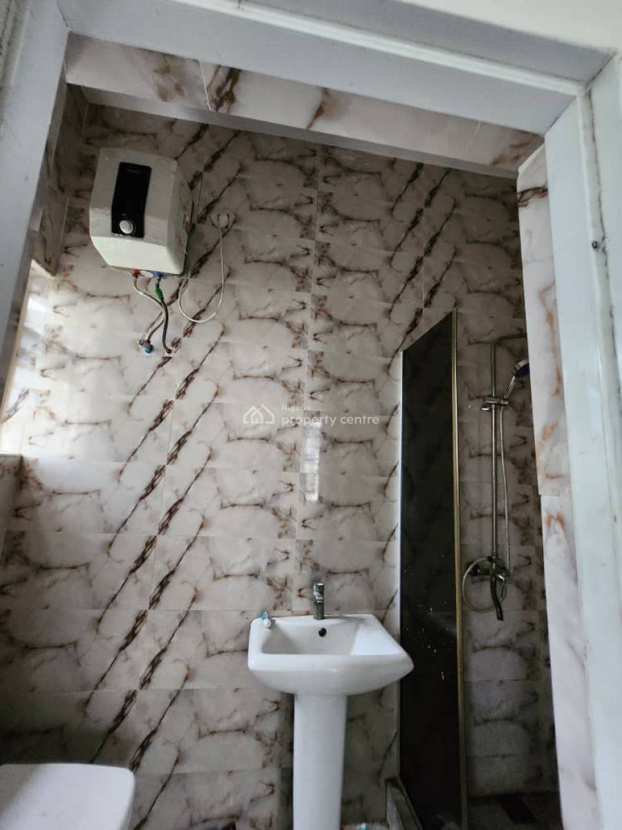 Beautiful Spacious Share Apartment, Lekki County, Ikota, Lekki, Lagos, Self Contain (single Rooms) for Rent