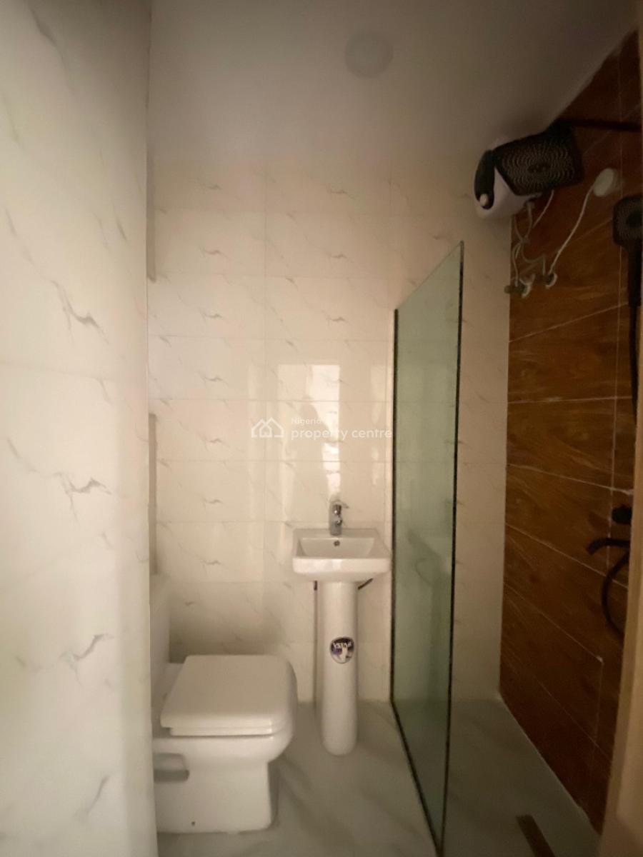 2 Bedroom Flat, Sangotedo, Ajah, Lagos, Flat / Apartment for Sale