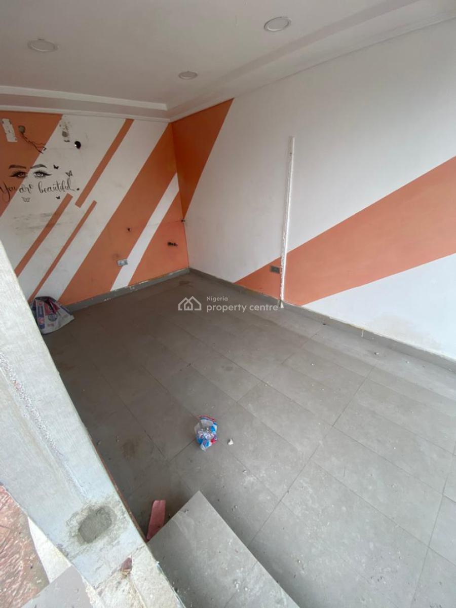 Exquisite Spacious Office Space/shop, Admiralty Way, Lekki Phase 1, Lekki, Lagos, Office Space for Rent