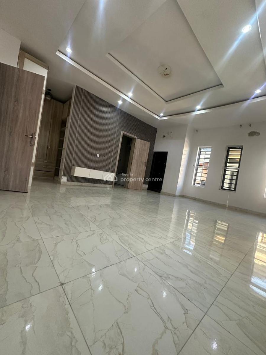 Massive Masters Bedroom Studio Apartment, Orchid Road Royal Pine, Lekki, Lagos, Flat / Apartment for Rent