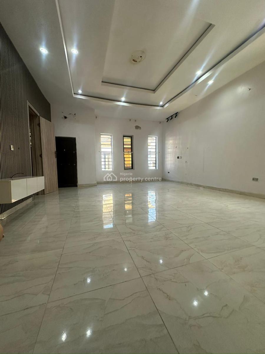 Massive Masters Bedroom Studio Apartment, Orchid Road Royal Pine, Lekki, Lagos, Flat / Apartment for Rent