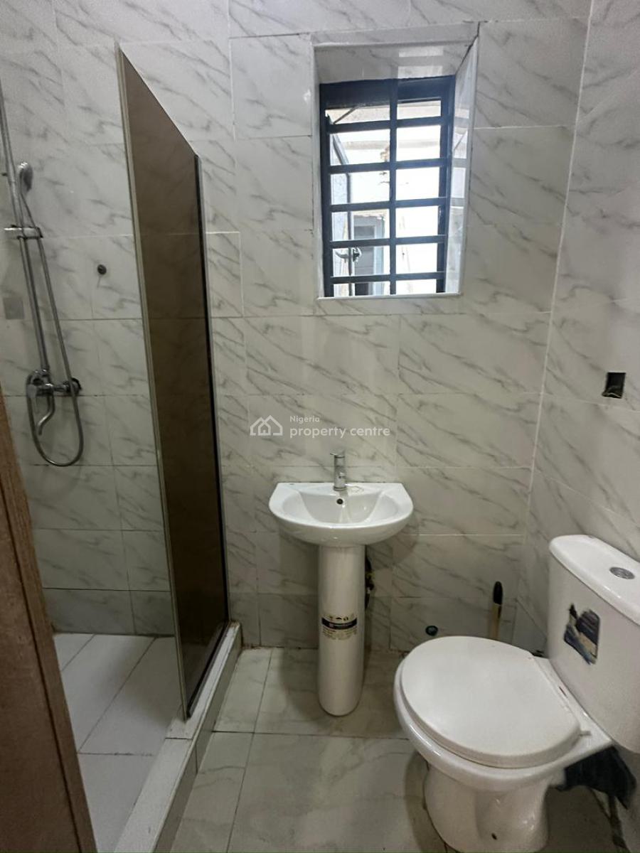 Massive Masters Bedroom Studio Apartment, Orchid Road Royal Pine, Lekki, Lagos, Flat / Apartment for Rent