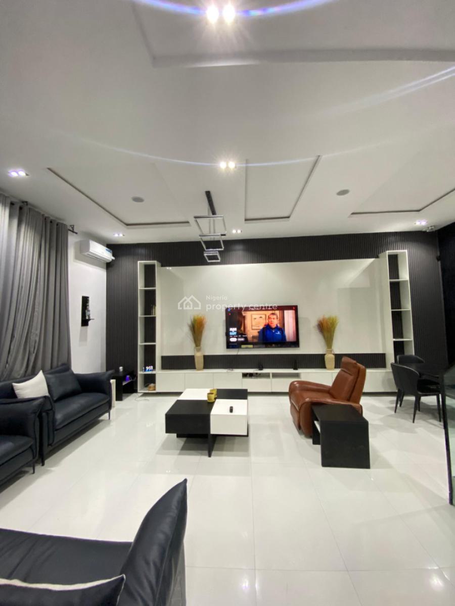 Lovely Family Oriented 3 Bedroom Apartment, Ikate, Lekki, Lagos, Flat / Apartment Short Let