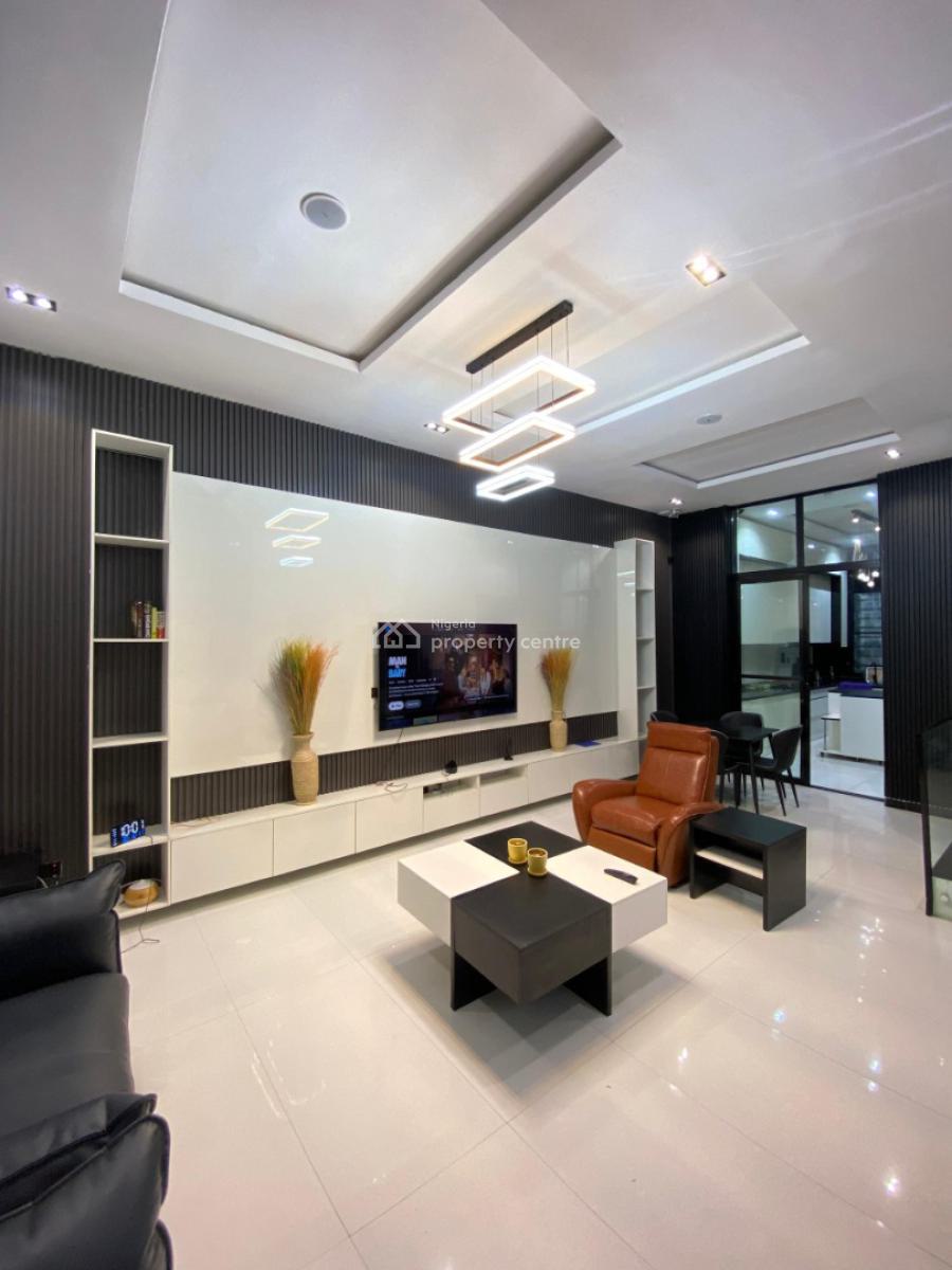 Lovely Family Oriented 3 Bedroom Apartment, Ikate, Lekki, Lagos, Flat / Apartment Short Let