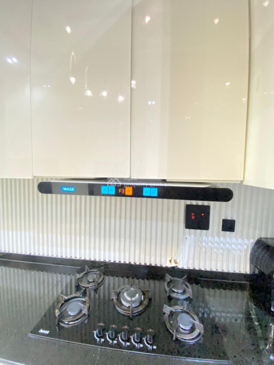 Lovely Family Oriented 3 Bedroom Apartment, Ikate, Lekki, Lagos, Flat / Apartment Short Let