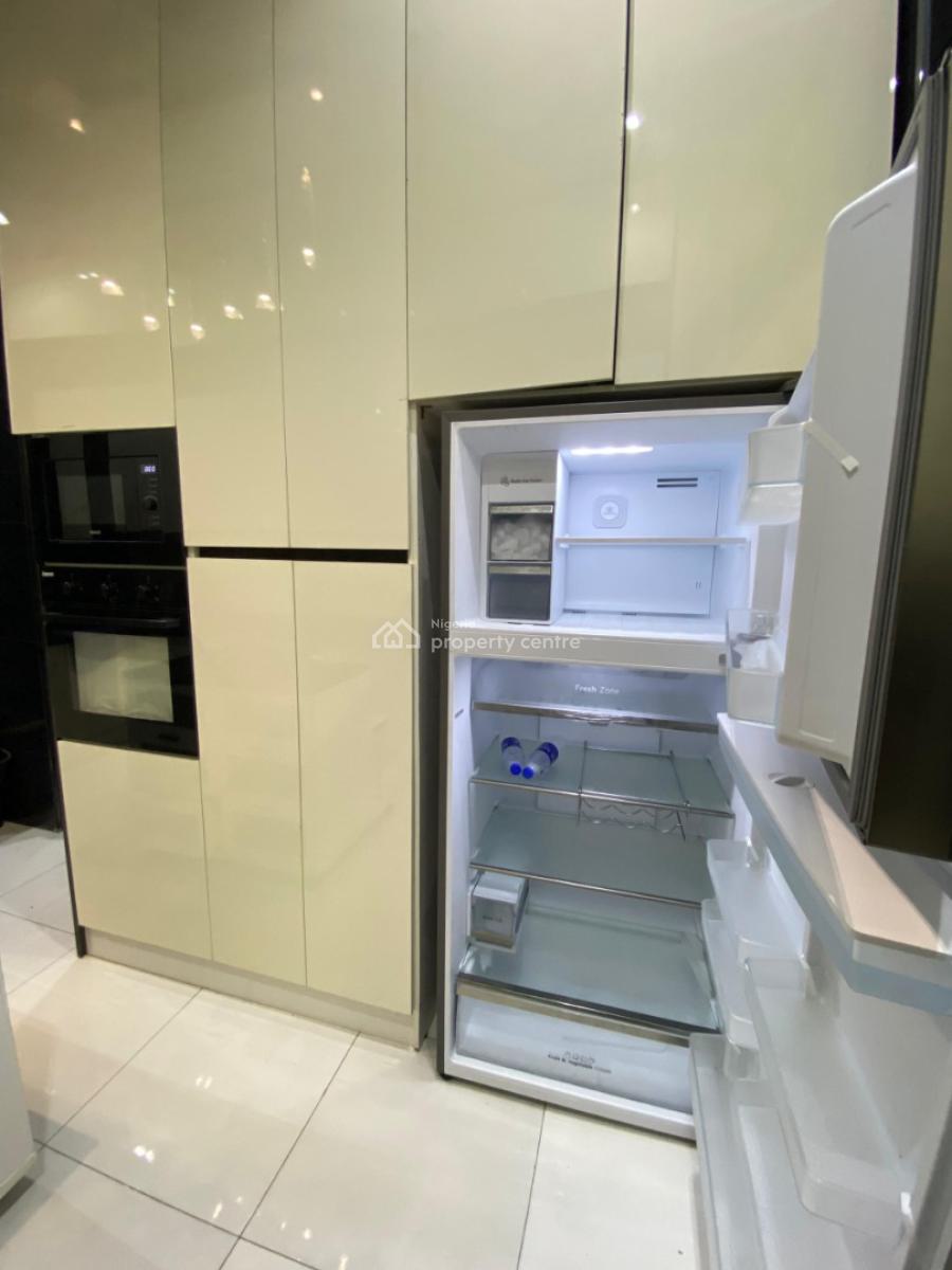 Lovely Family Oriented 3 Bedroom Apartment, Ikate, Lekki, Lagos, Flat / Apartment Short Let