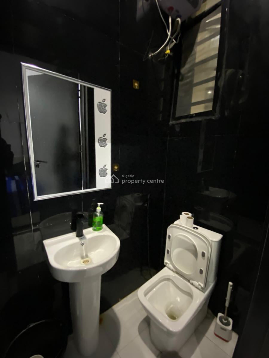 Lovely Family Oriented 3 Bedroom Apartment, Ikate, Lekki, Lagos, Flat / Apartment Short Let