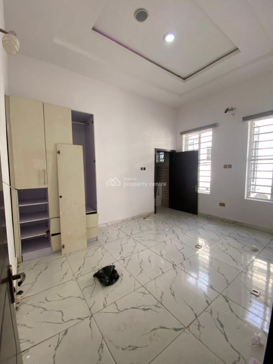 Lovely Semi Masters Bedroom, Orchid Road, Lekki, Lagos, Flat / Apartment for Rent