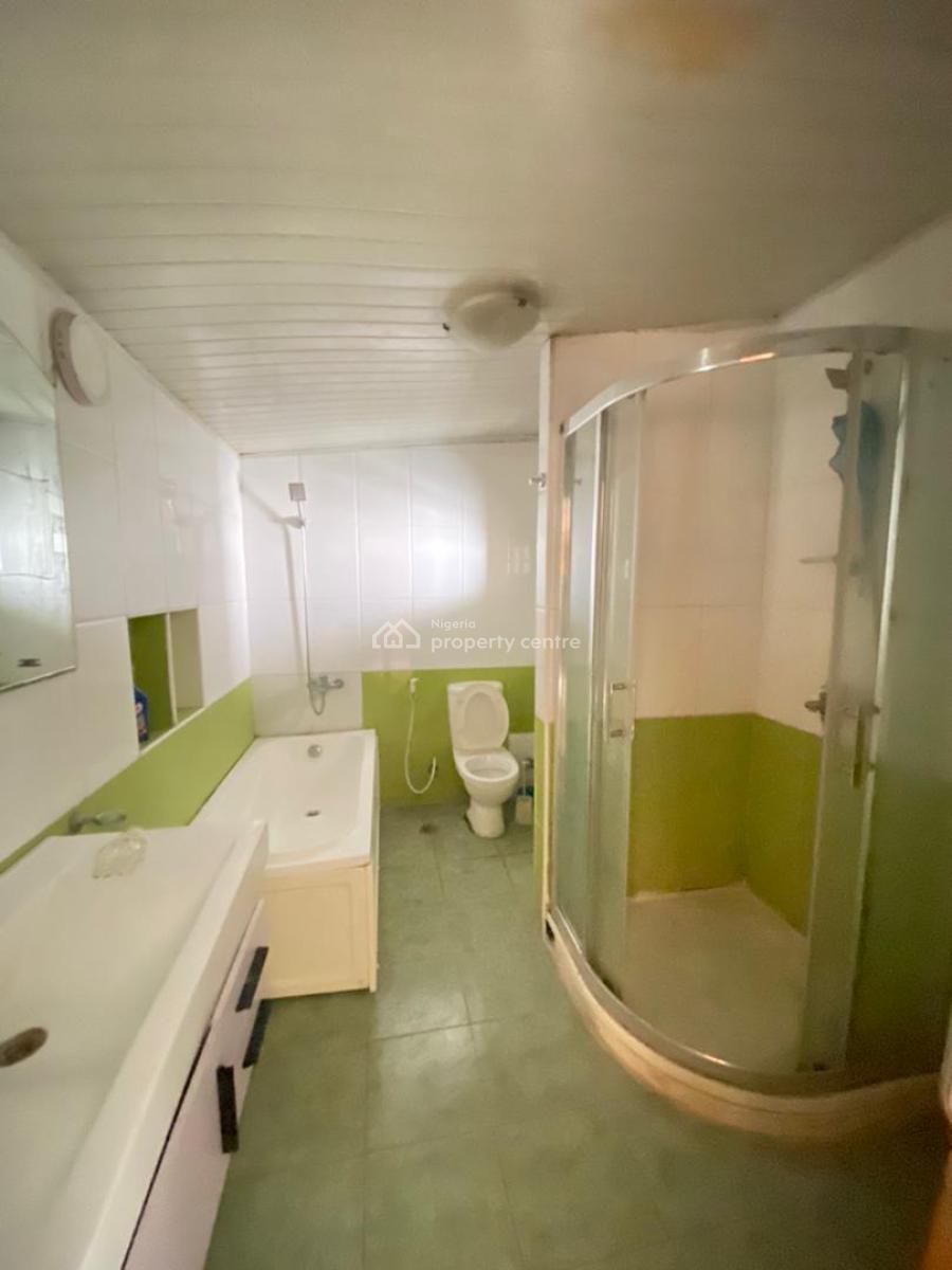 Spacious 4 Bedroom Terrace Duplex Available Lekki Phase 1, Lekk Phase 1, Lekki Phase 1, Lekki, Lagos, Terraced Duplex for Rent