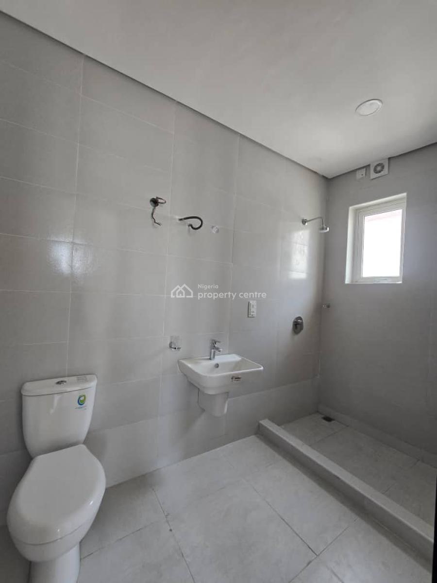 a Well Built 4 Bedroom Semi Detached Duplex with Bq & Artificial Lake, Twinlake Estate Chevron Round About, Lekki, Lagos, Semi-detached Duplex for Rent