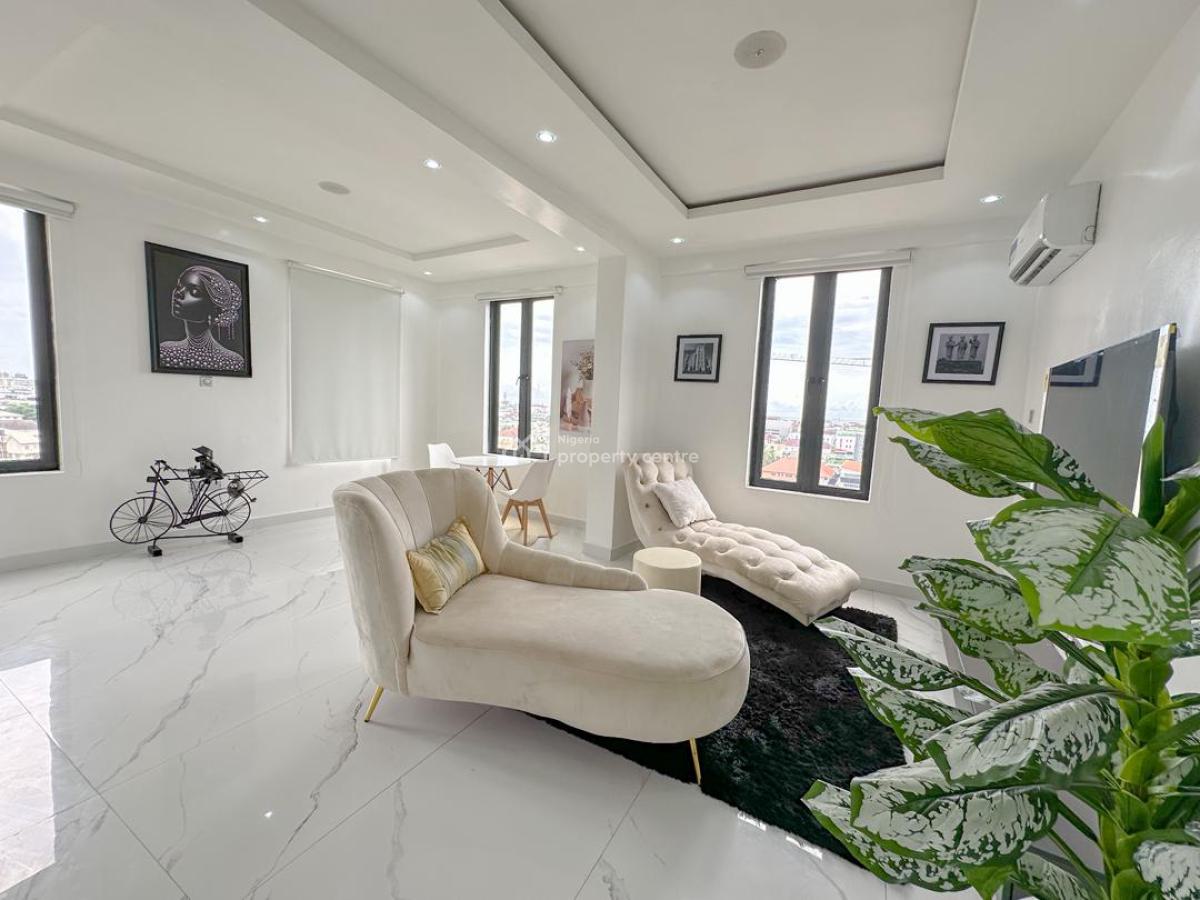 Luxurious & Spacious 3 Bedroom Penthouse, Lekki Phase 1, Lekki, Lagos, Flat / Apartment Short Let