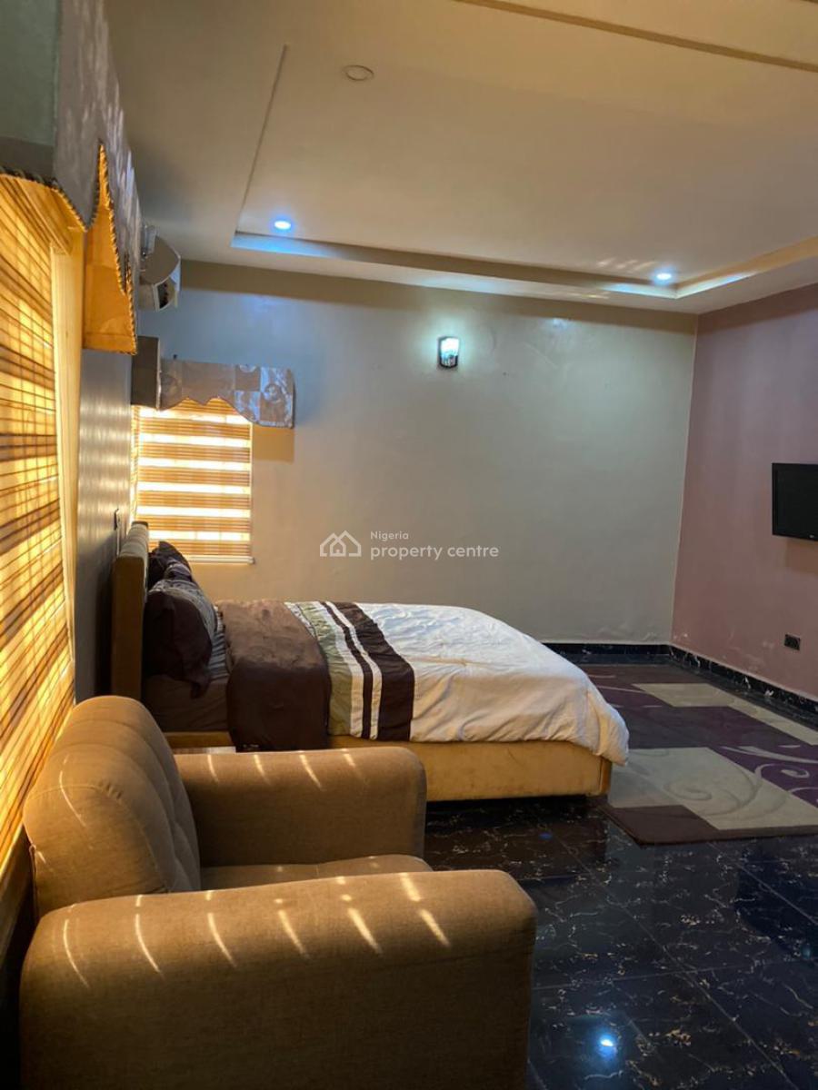 Standard  5 Bedroom Terrace Duplex with a Private Poool, Katampe, Abuja, Terraced Duplex for Sale